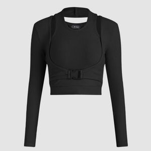 NWT, Cider black long sleeve buckle top. Size small.